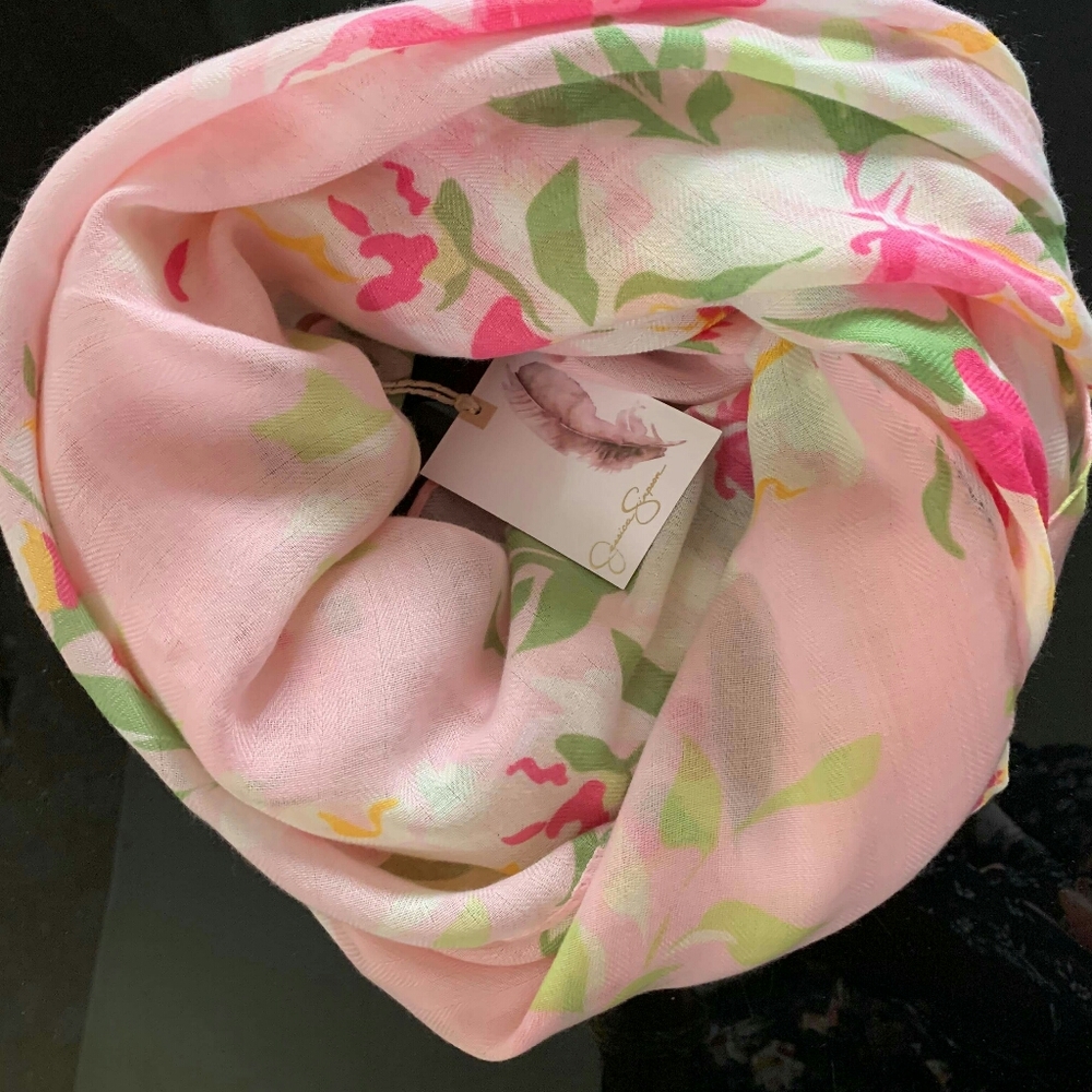 Floral scarf - Picture 2 of 4